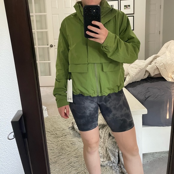 NWT ✨ Lululemon Always Effortless Jacket 💚 Size 6 - Picture 7 of 8